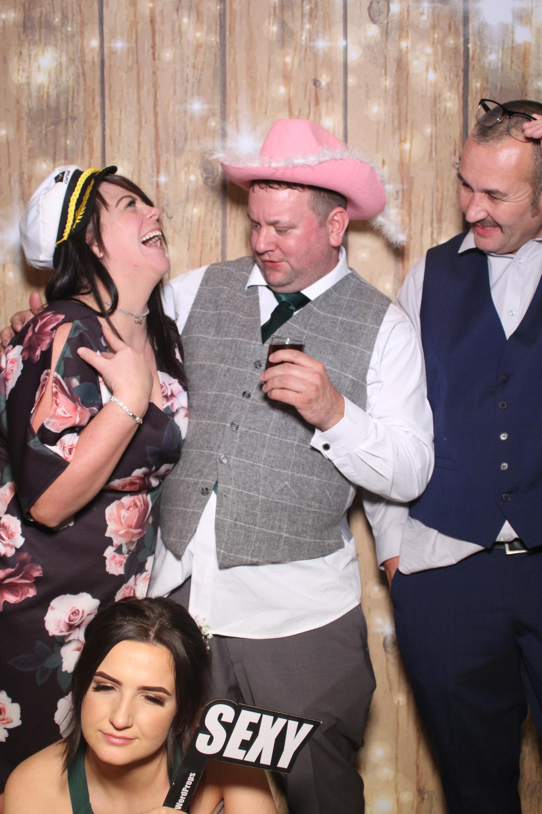 Mr & Mrs Whitelaw  | View more photos from the event at gallery.magicimages.uk/u/MagicImages/Mr-Mrs-Whitelaw